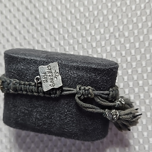 ROSE GONZALEZ MACRAME STRING GREY BRACLET WITH CLEAR STONES - Picture 2 of 5